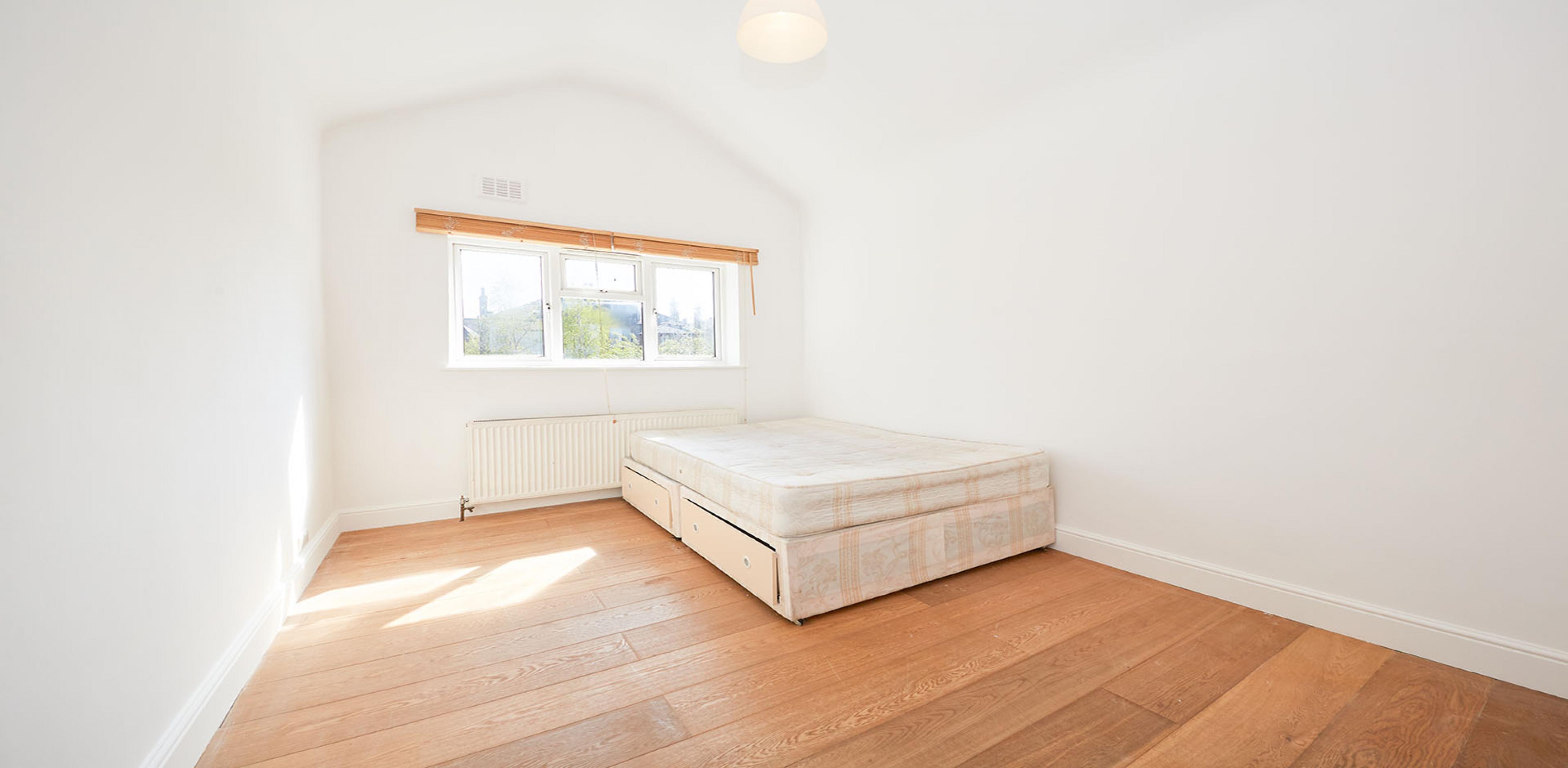 			2 Bedroom, 1 bath, 1 reception Flat			 Anson Road , Willesden Green NW2